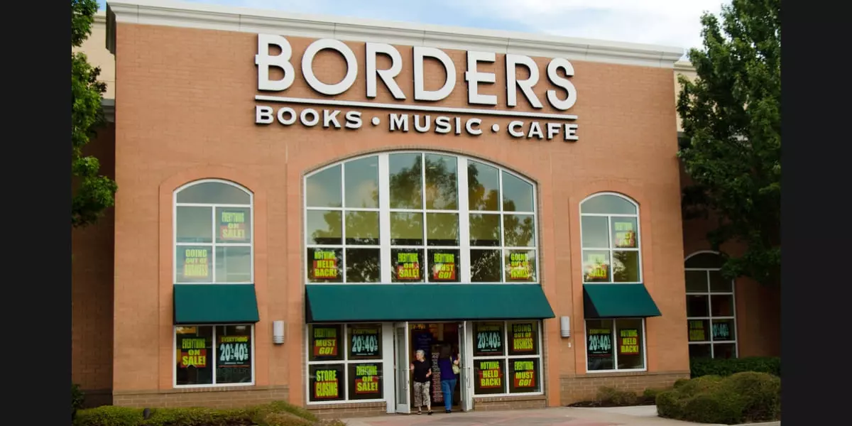 В зарубежных странах Borders долгое время он был синонимом «книжного магазина»
